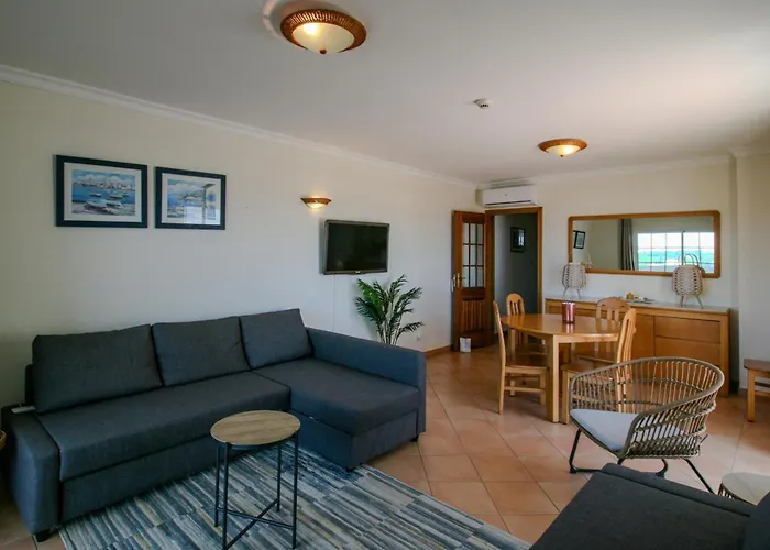 Flh Da Rocha Sea View With Balcony * Портиман